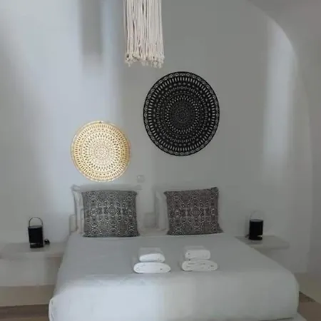Irene City Villas Fira  Chambre photo